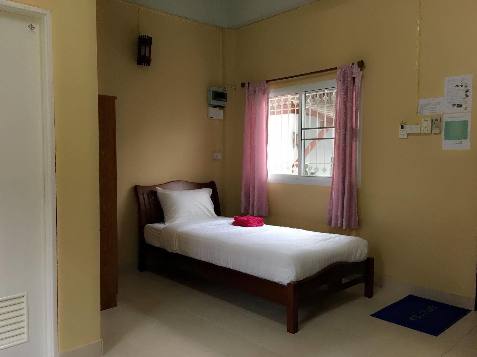 Sarin Guesthouse Ko Tao Exterior foto
